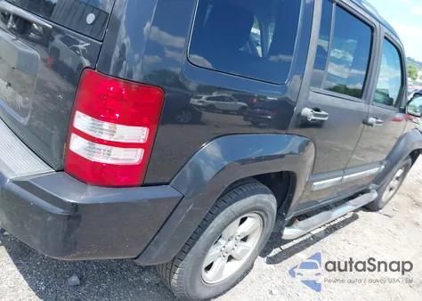 2010 Jeep Liberty Sport from USA, damaged, VIN 1J4PN2GKXAW179062